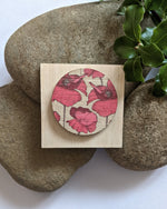 Load image into Gallery viewer, Poppy brooch

